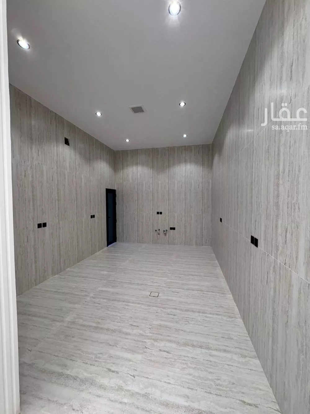 5 bedroom villa in Al Mahdiyyah 14