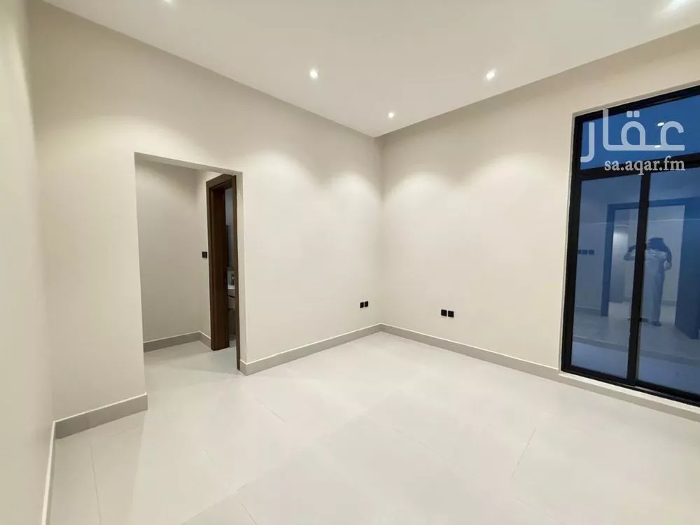 5 bedroom villa in Al Mahdiyyah 11