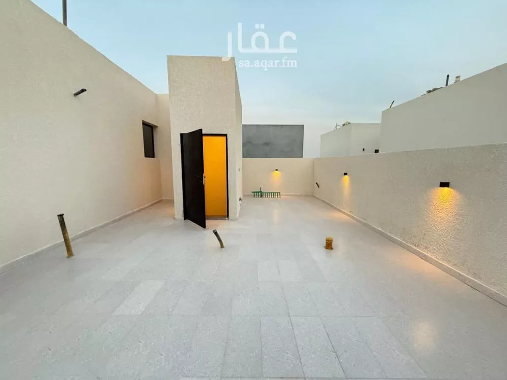 5 bedroom villa in Al Mahdiyyah 22