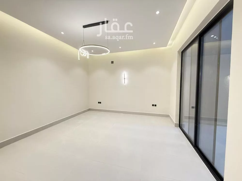5 bedroom villa in Al Mahdiyyah 23