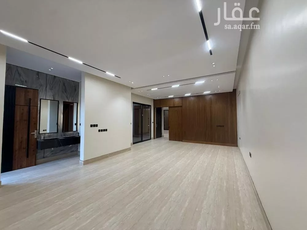 5 bedroom villa in Al Mahdiyyah 7