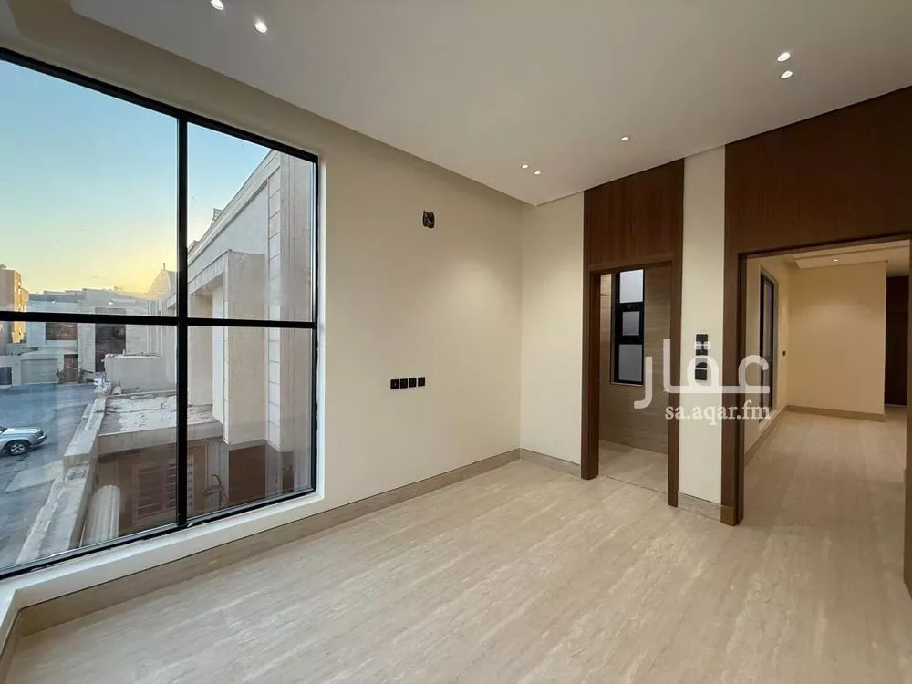5 bedroom villa in Al Mahdiyyah 9