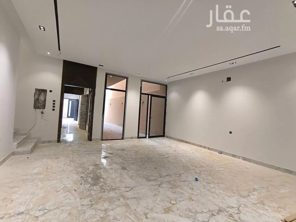 فيلا 10 غرف في طويق 6