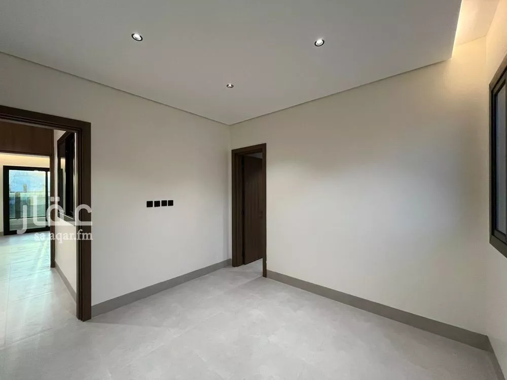 5 bedroom villa in Al Mahdiyyah 13