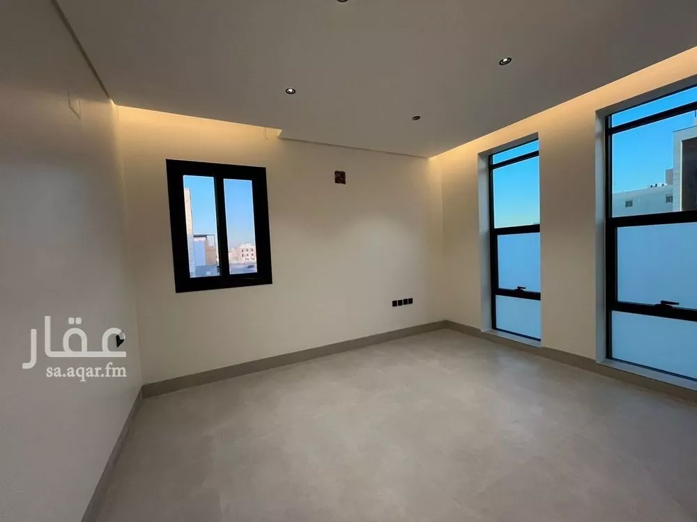 5 bedroom villa in Al Mahdiyyah 14