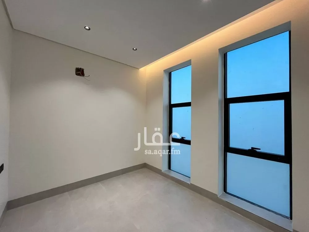 5 bedroom villa in Al Mahdiyyah 17