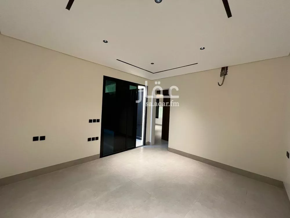 5 bedroom villa in Al Mahdiyyah 5