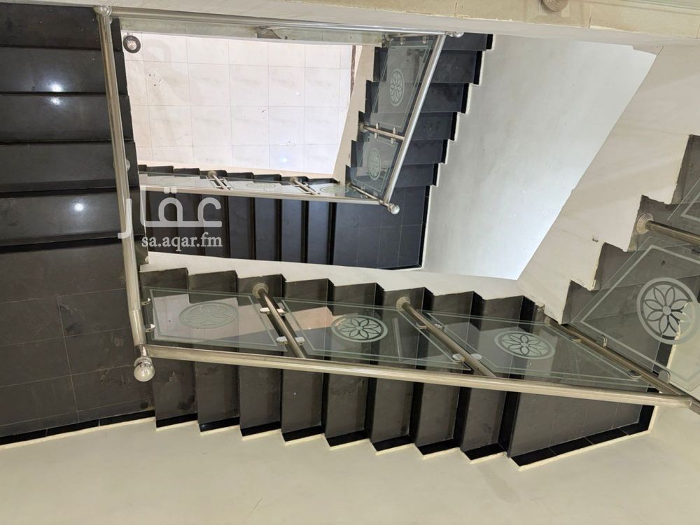 5 bedroom villa in Tuwaiq, Riyadh 25