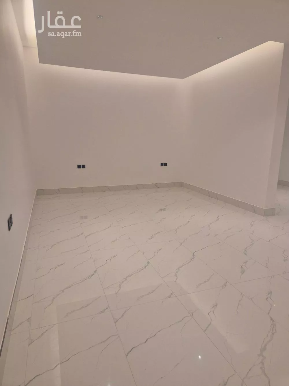 5 bedroom villa in Al Narjis 22