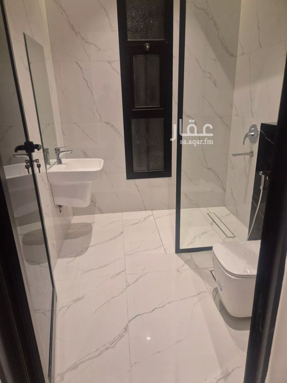 5 bedroom villa in Al Narjis 26