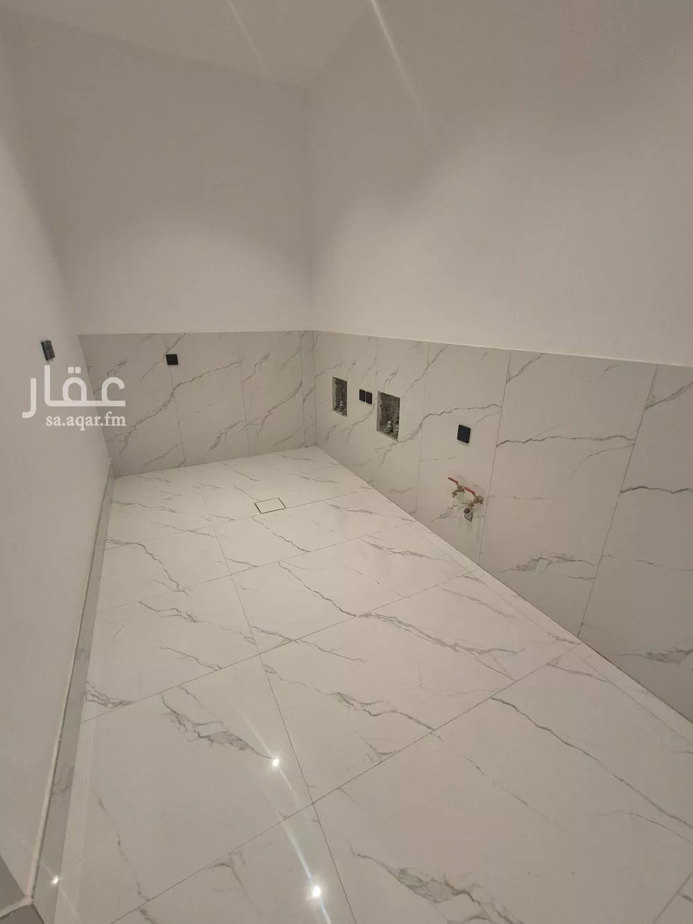 5 bedroom villa in Al Narjis 7