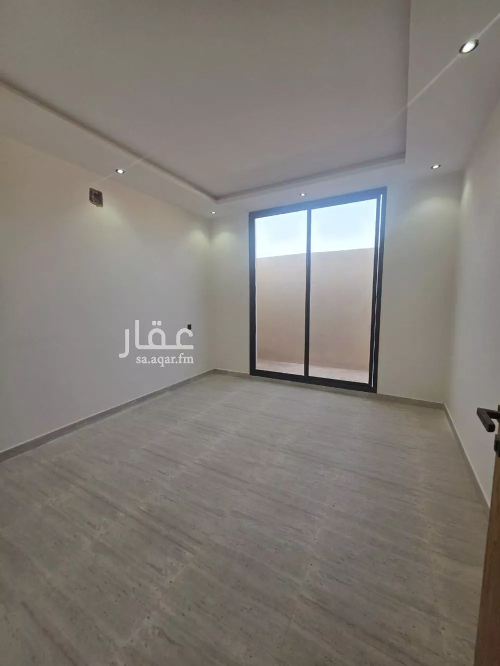 8 bedroom villa in Okaz 6