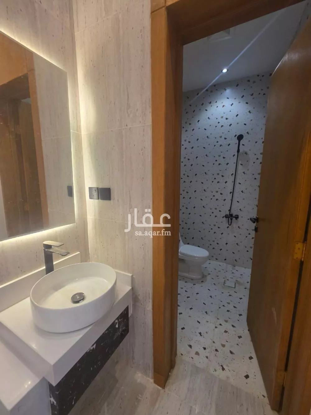 8 bedroom villa in Okaz 7