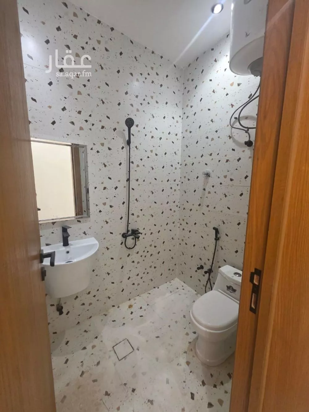 8 bedroom villa in Okaz 8