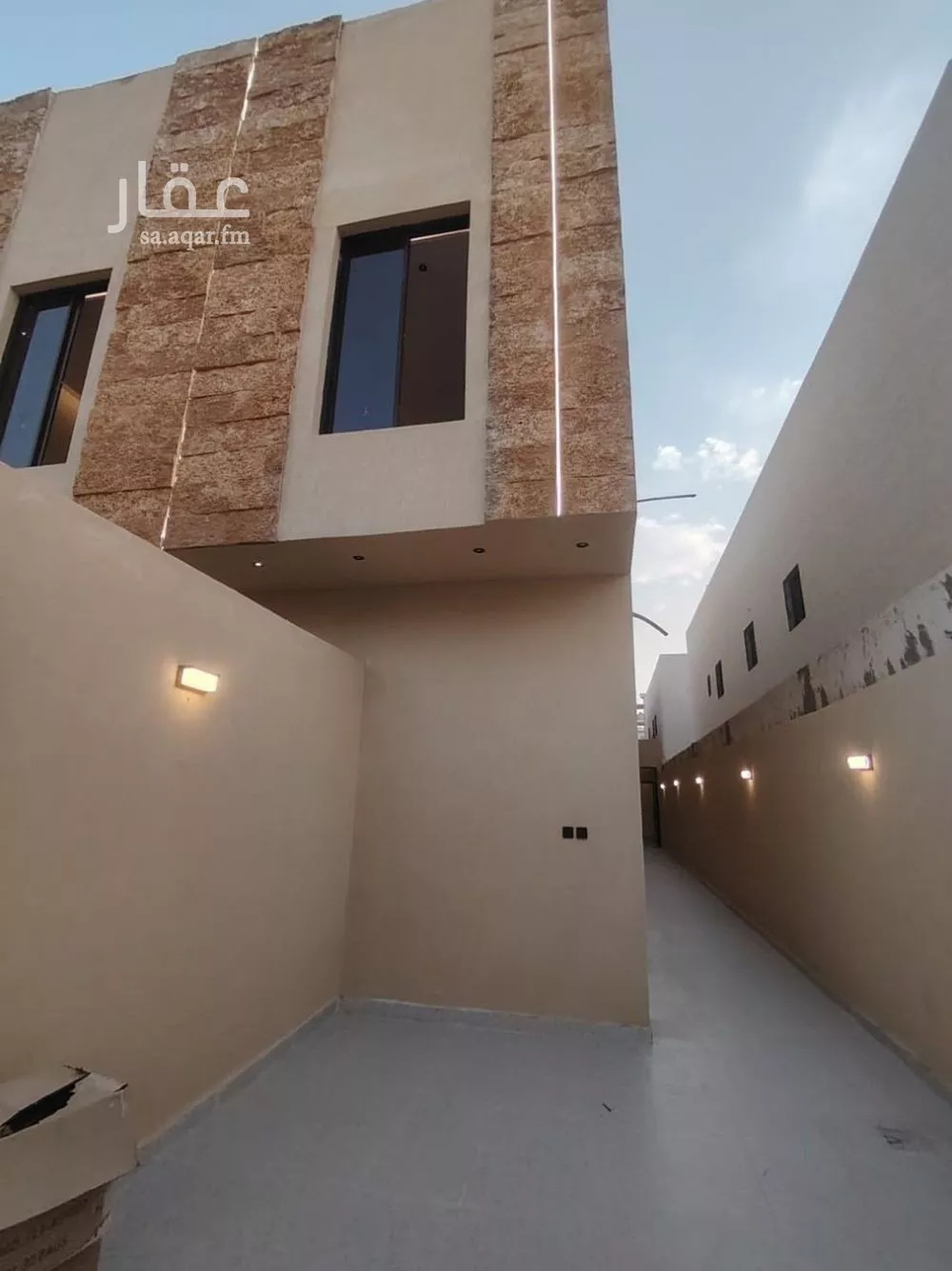 5 bedroom villa in Okaz 2