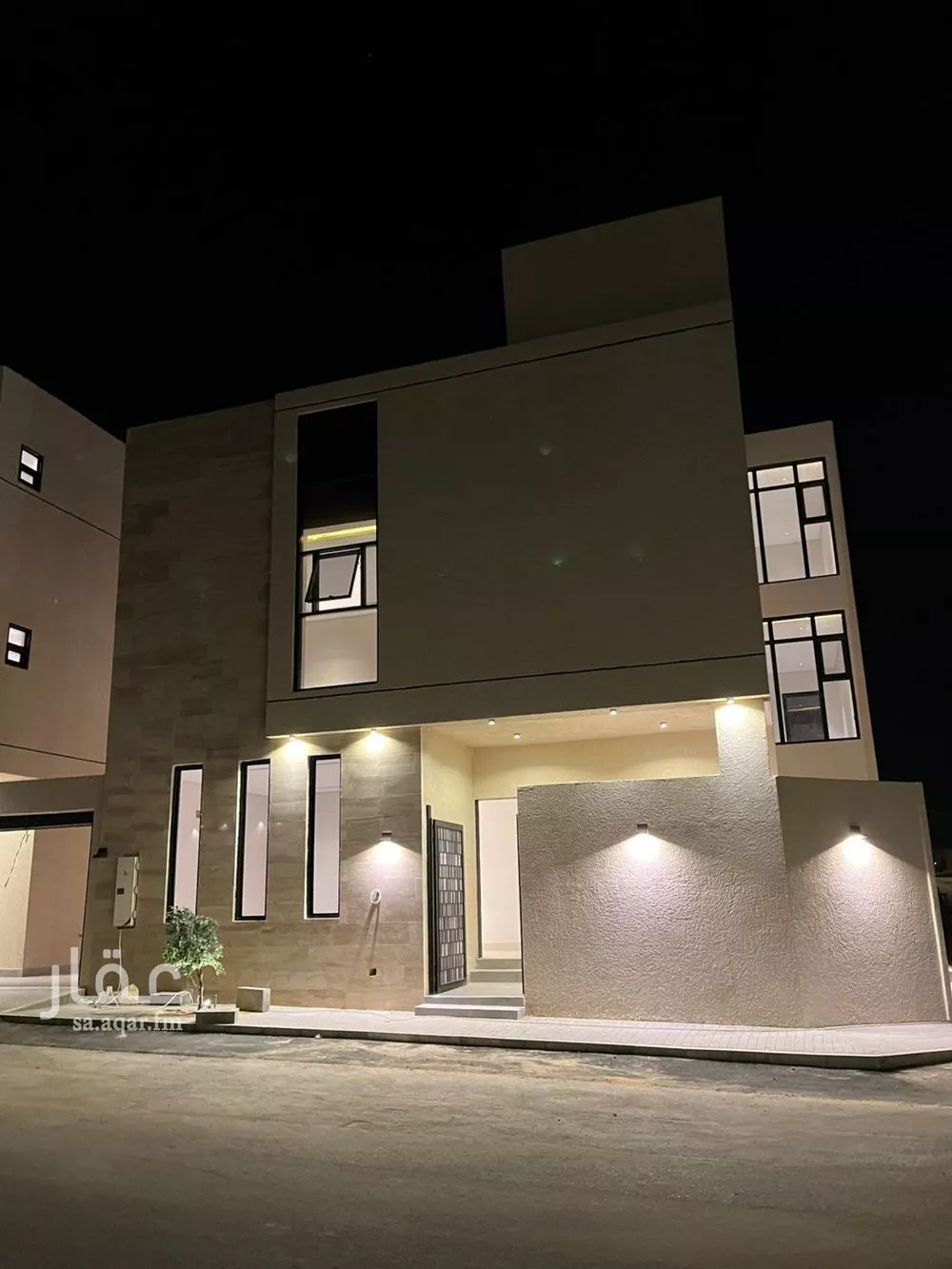 5 bedroom villa in Al Mahdiyyah 7