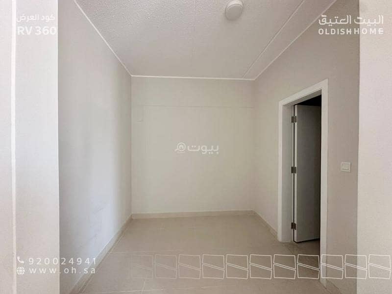 5 bedroom villa in King Khalid International Airport, Riyadh 7