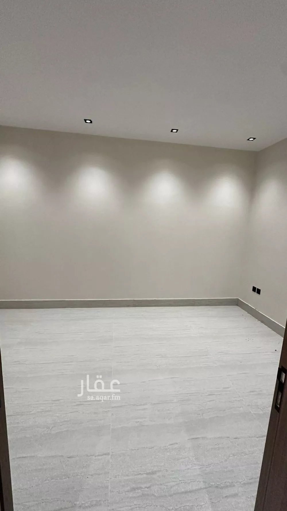 5 bedroom apartment in Dhahrat Laban 15