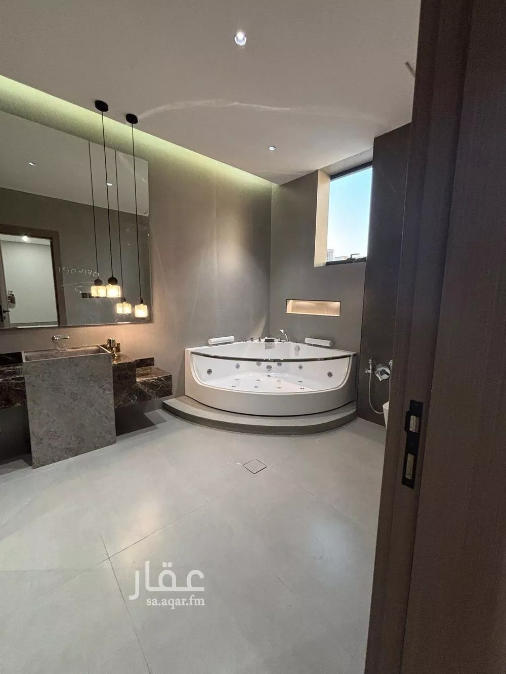5 bedroom villa in Al Mahdiyyah 15