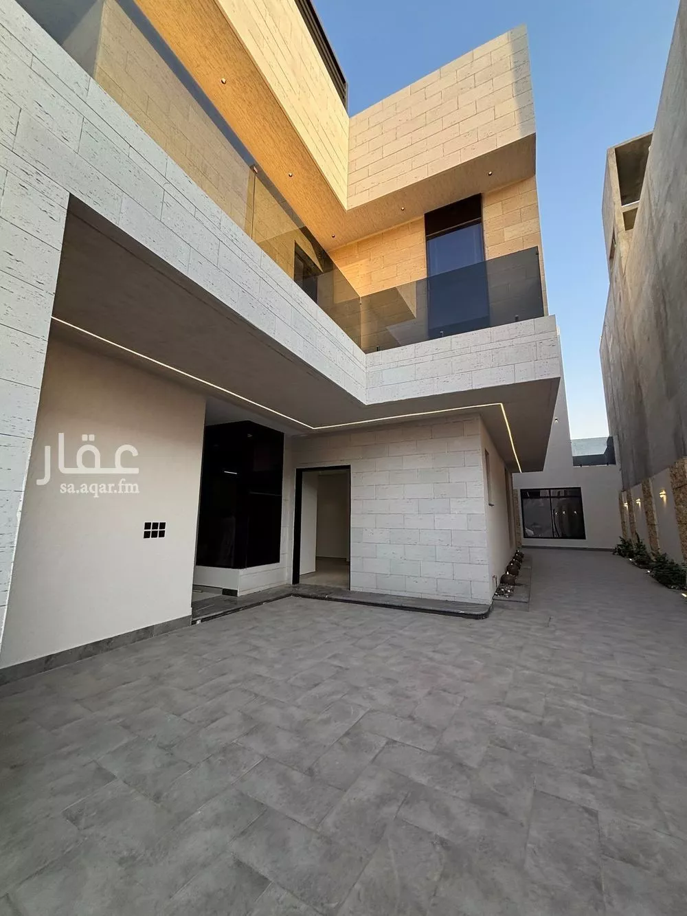 5 bedroom villa in Al Mahdiyyah 3