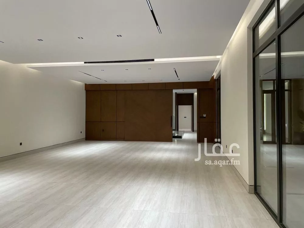 6 bedroom villa in Al Mahdiyyah 8