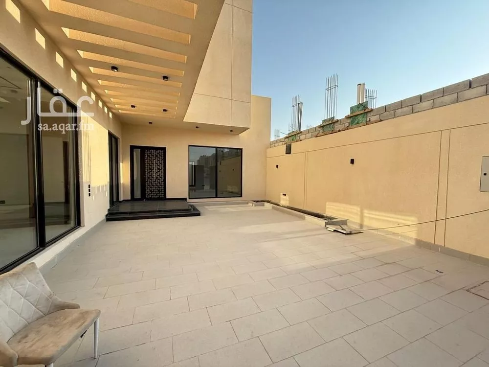 5 bedroom villa in Al Mahdiyyah 14