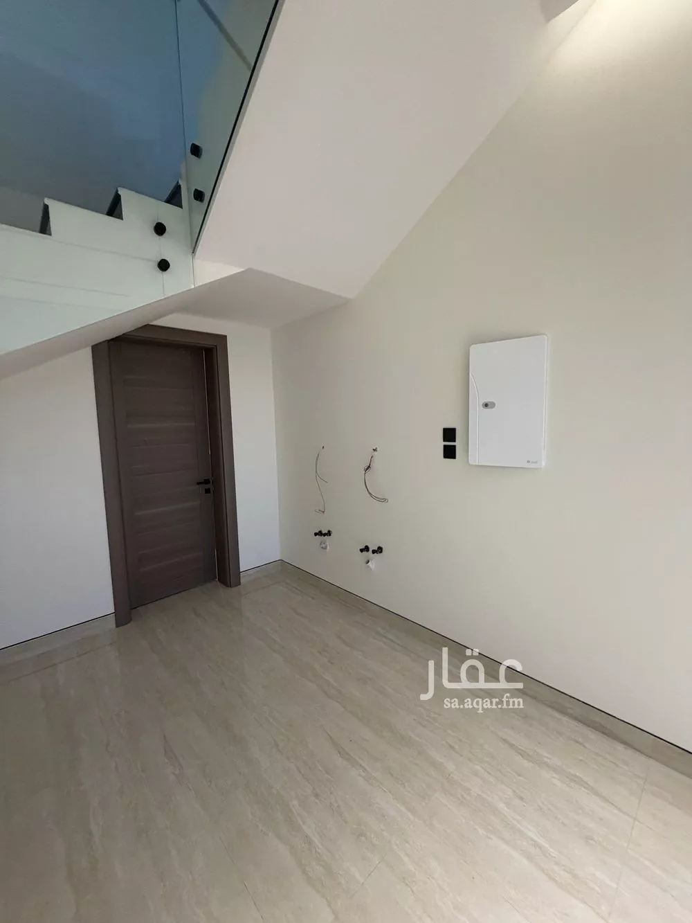 فيلا 4 غرف في النرجس 23