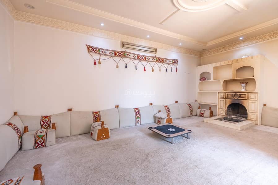 4 bedroom villa in Ishbiliyah, Riyadh 7