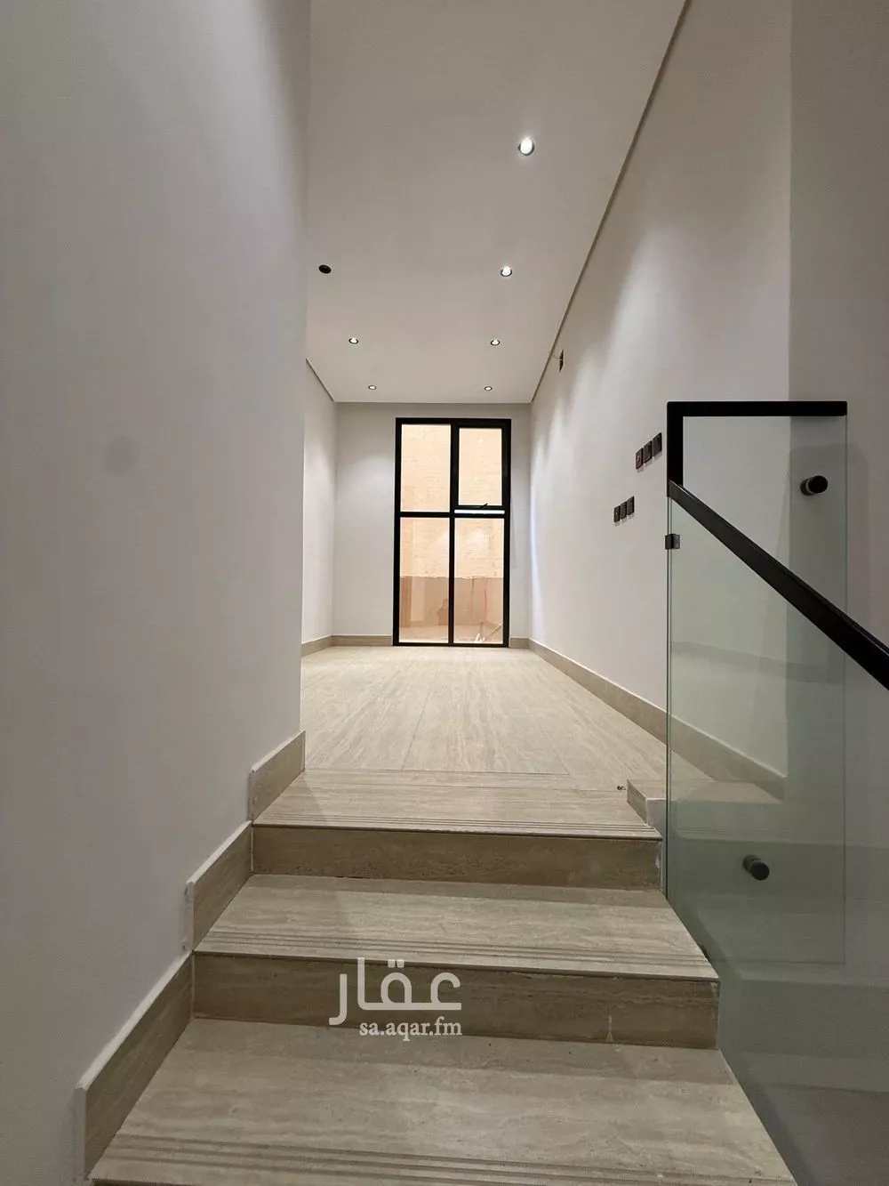 فيلا 4 غرف في طويق 4