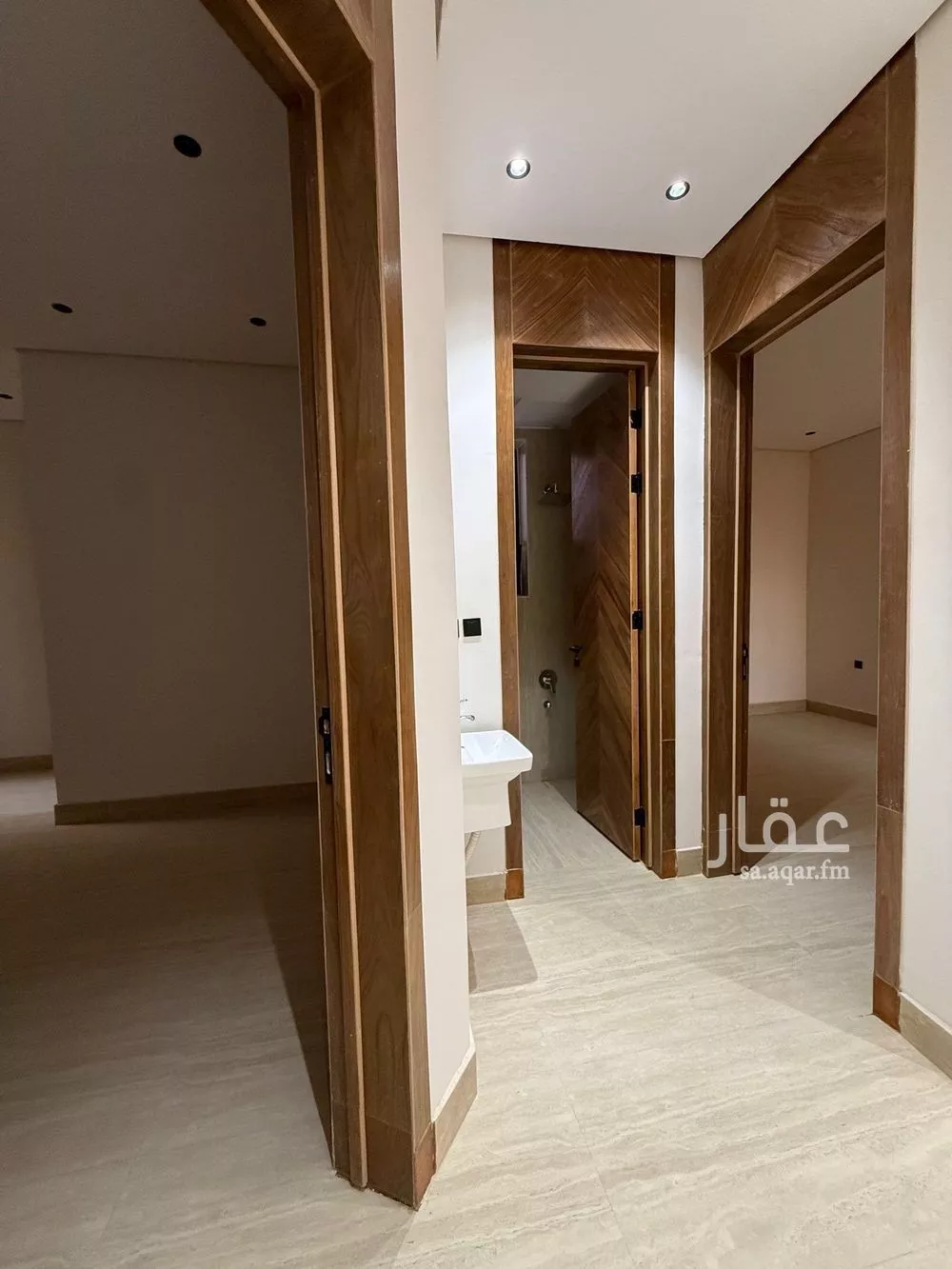فيلا 4 غرف في طويق 10