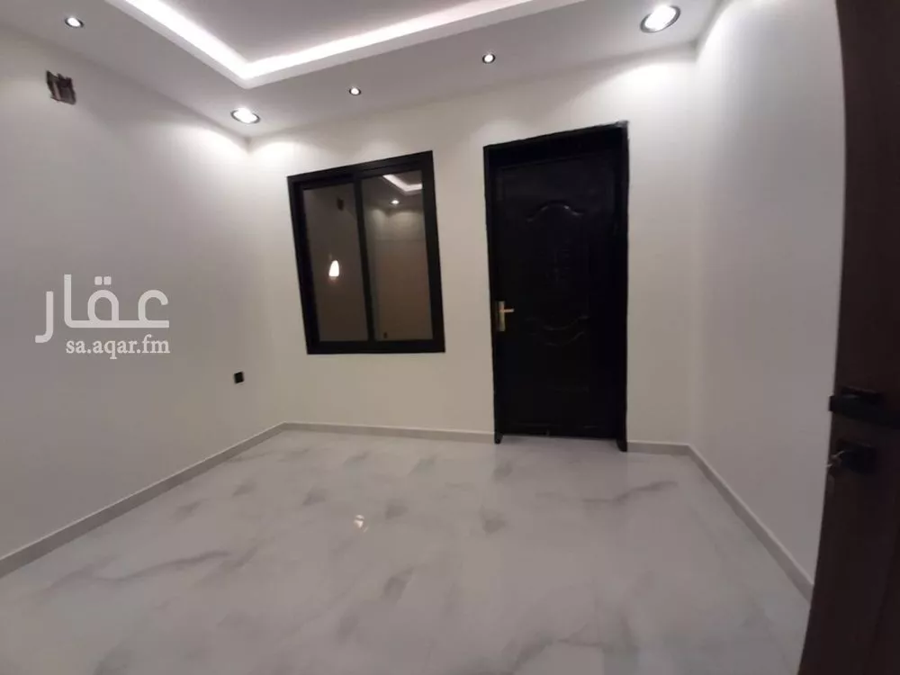 6 bedroom villa in Dhahrat Laban 6