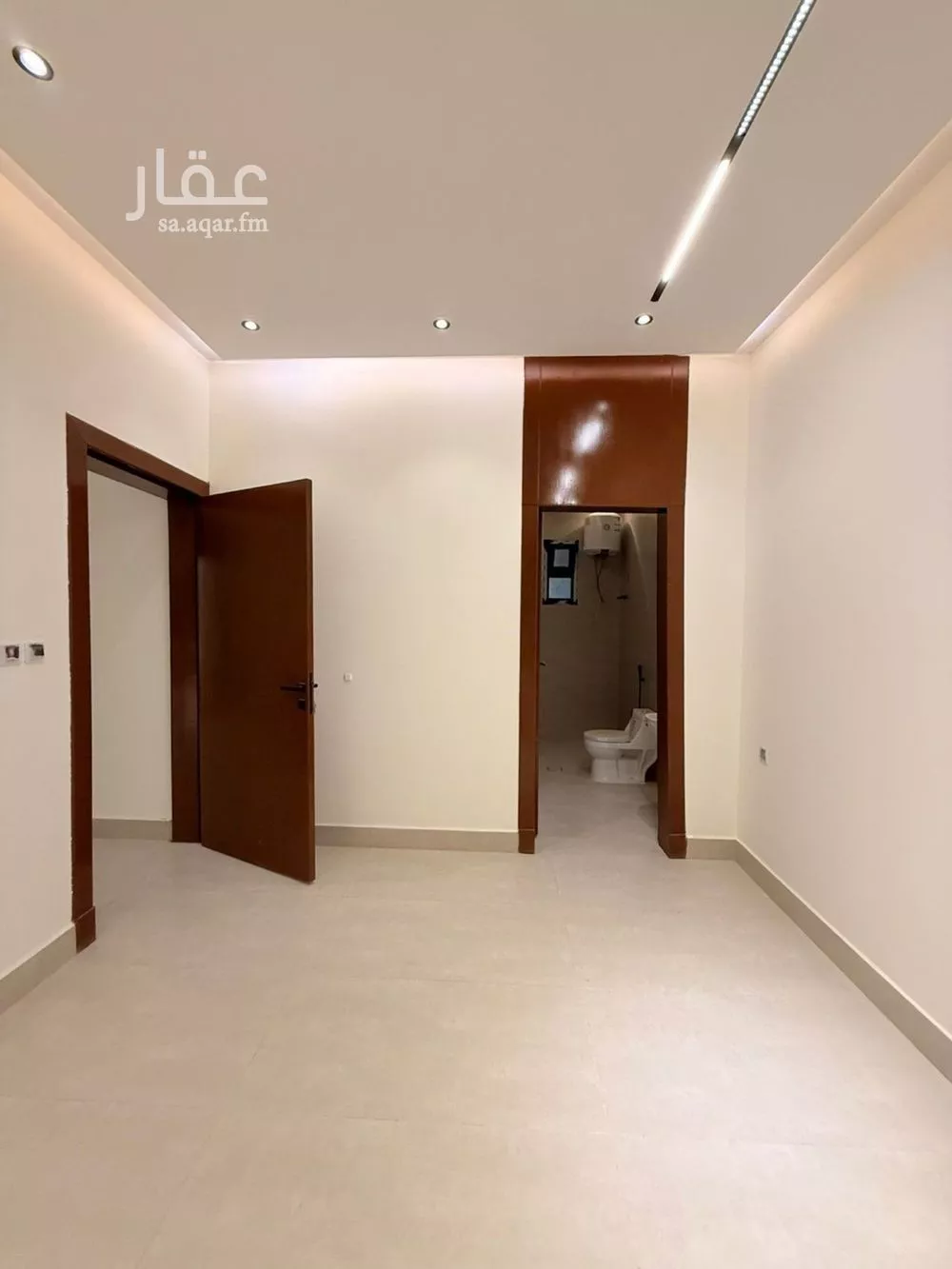 5 bedroom villa in Okaz 18