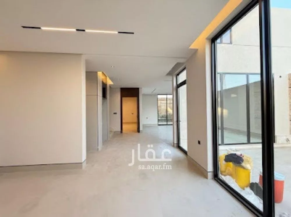 6 bedroom villa in Al Mahdiyyah 20