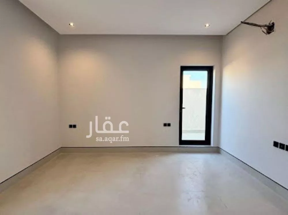 6 bedroom villa in Al Mahdiyyah 9