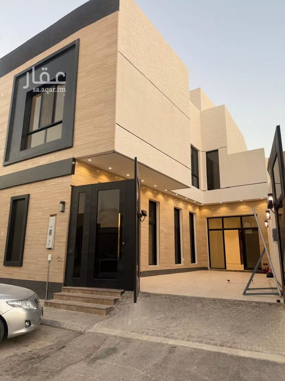 5 bedroom villa in Al Mahdiyyah 3
