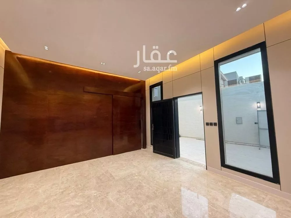 5 bedroom villa in Al Mahdiyyah 8
