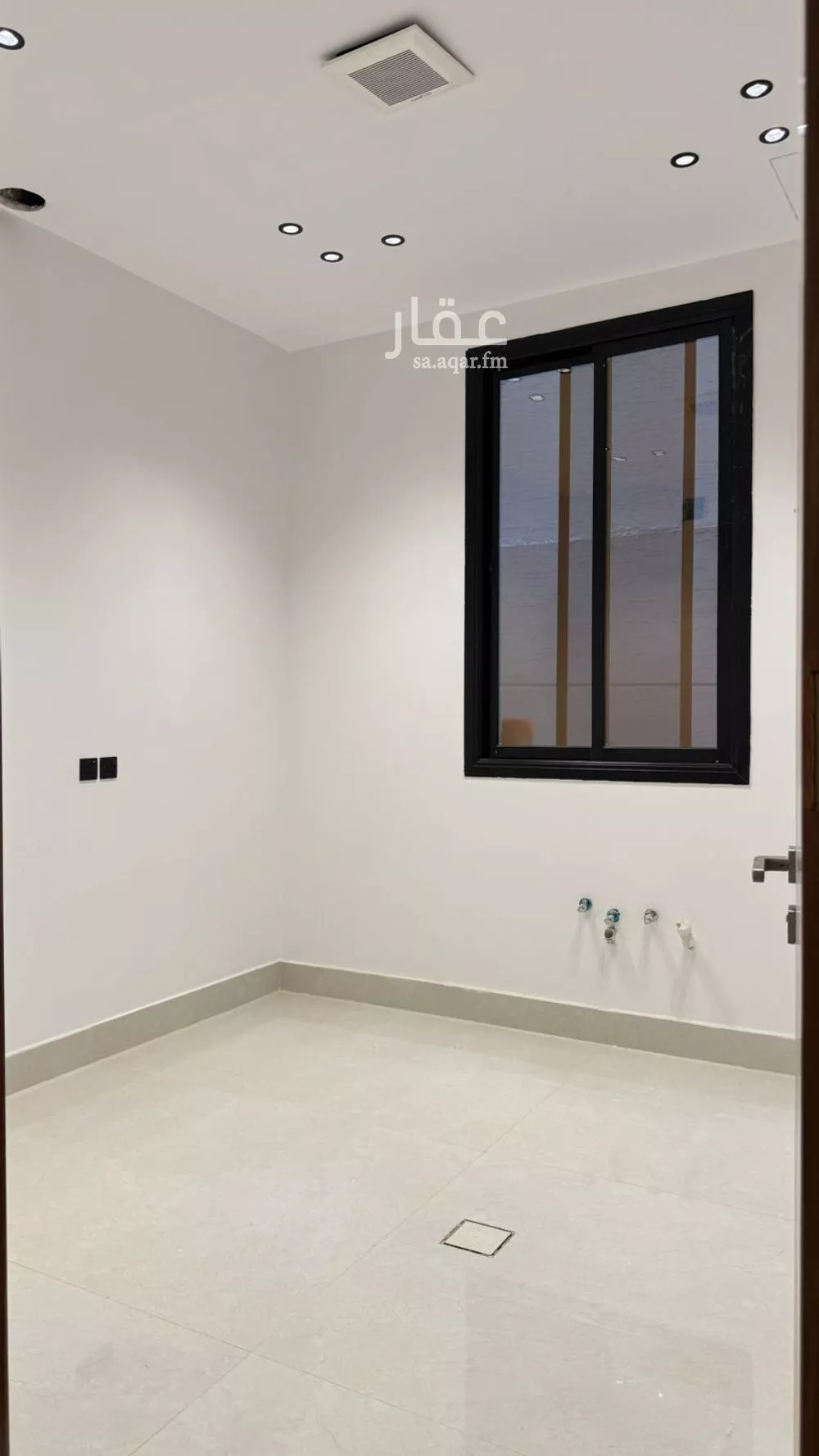 5 bedroom villa in Al Mahdiyyah 2