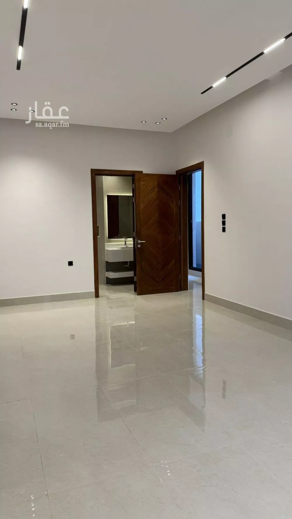 5 bedroom villa in Al Mahdiyyah 9