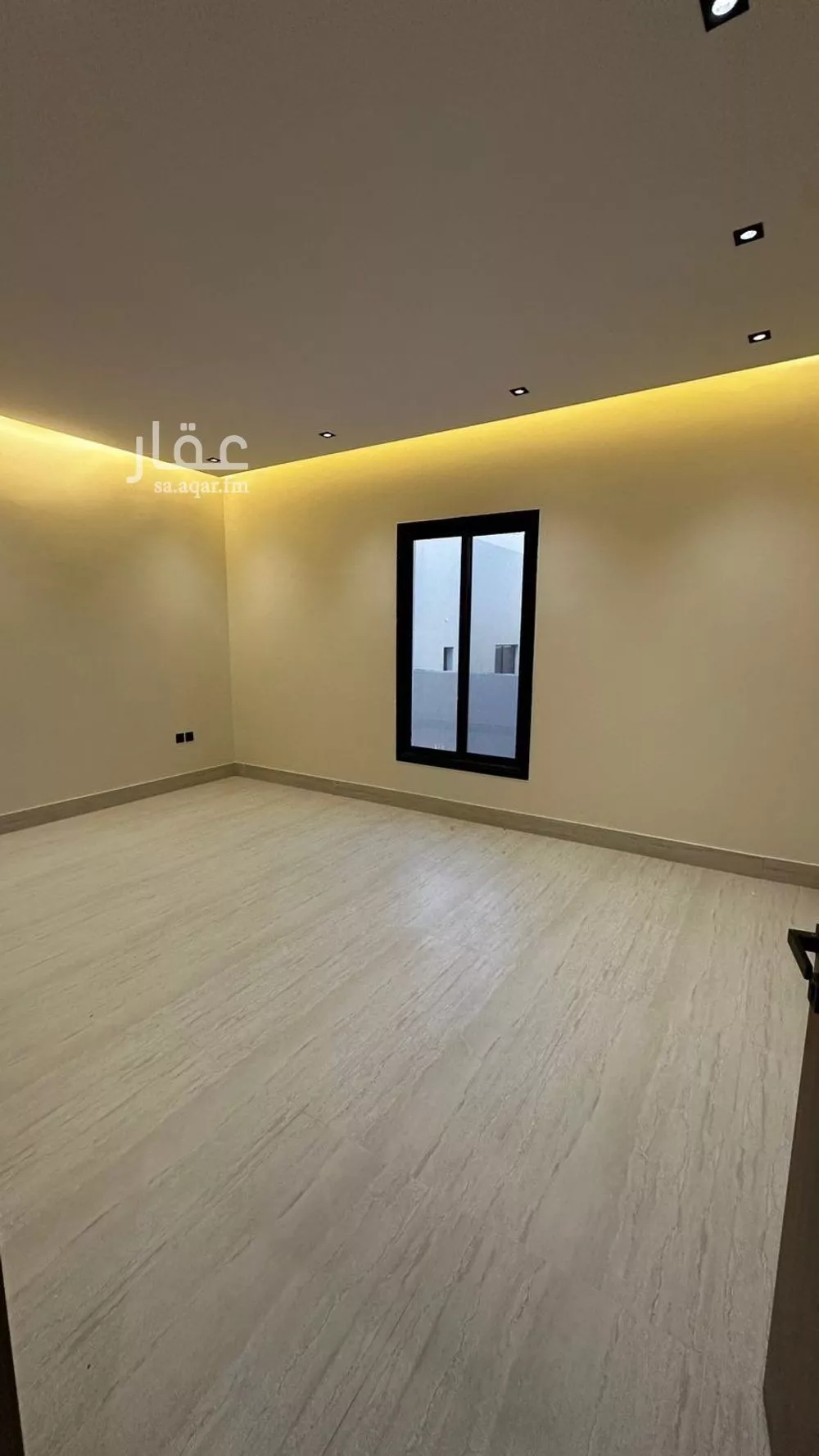 5 bedroom villa in Dhahrat Laban 12
