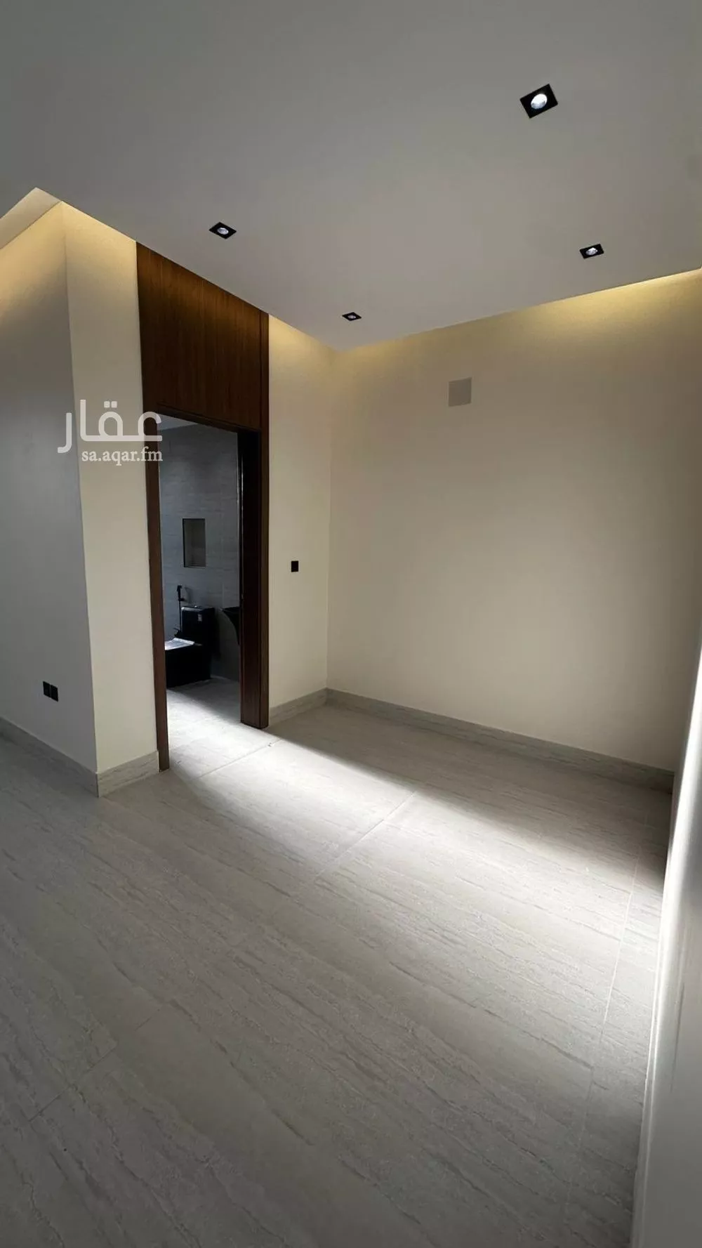 5 bedroom villa in Dhahrat Laban 10