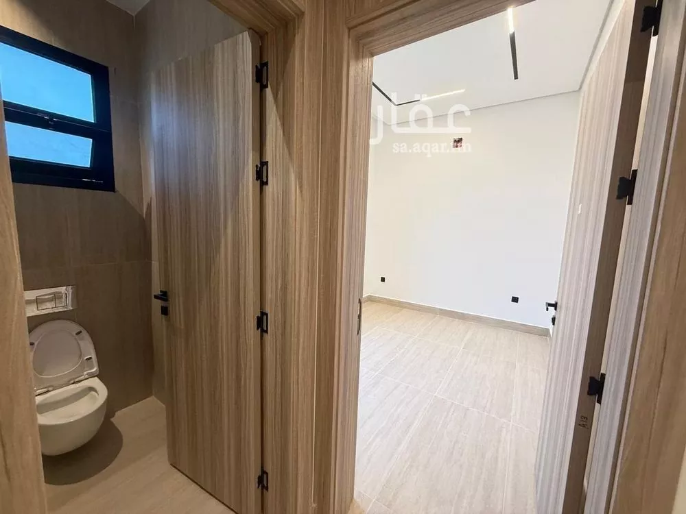5 bedroom villa in Al Mahdiyyah 10