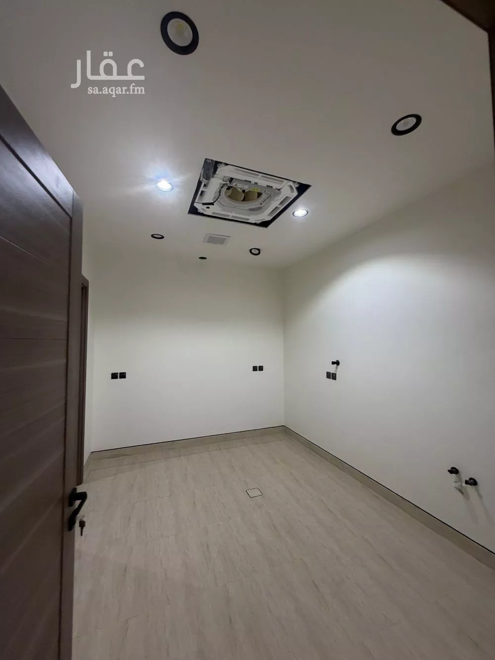4 bedroom villa in Al Narjis 10