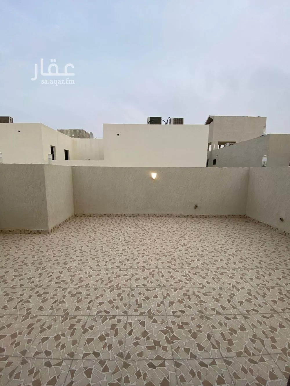 فيلا 4 غرف في المهدية 15