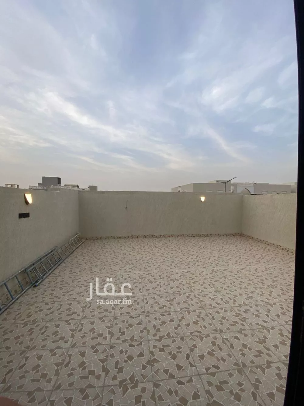 فيلا 4 غرف في المهدية 10