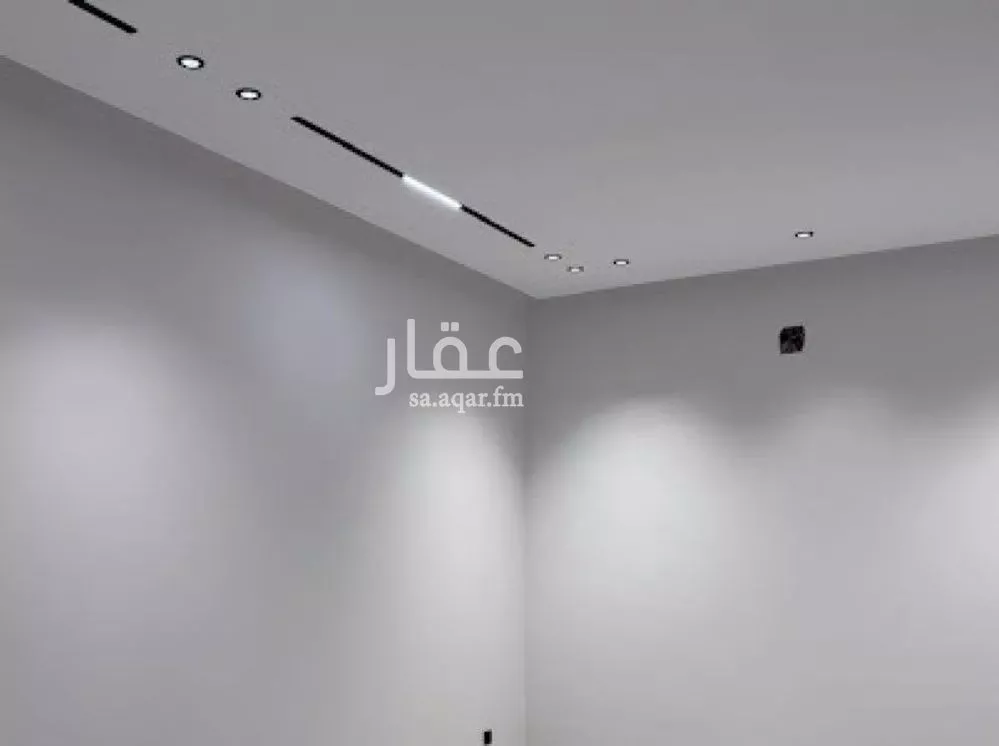 فيلا 4 غرف في المهدية 6