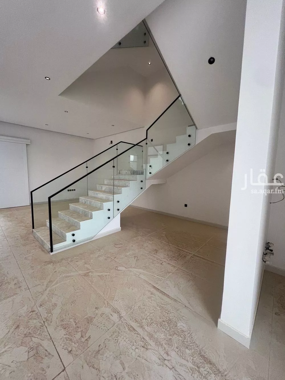 5 bedroom villa in Al Mahdiyyah 11