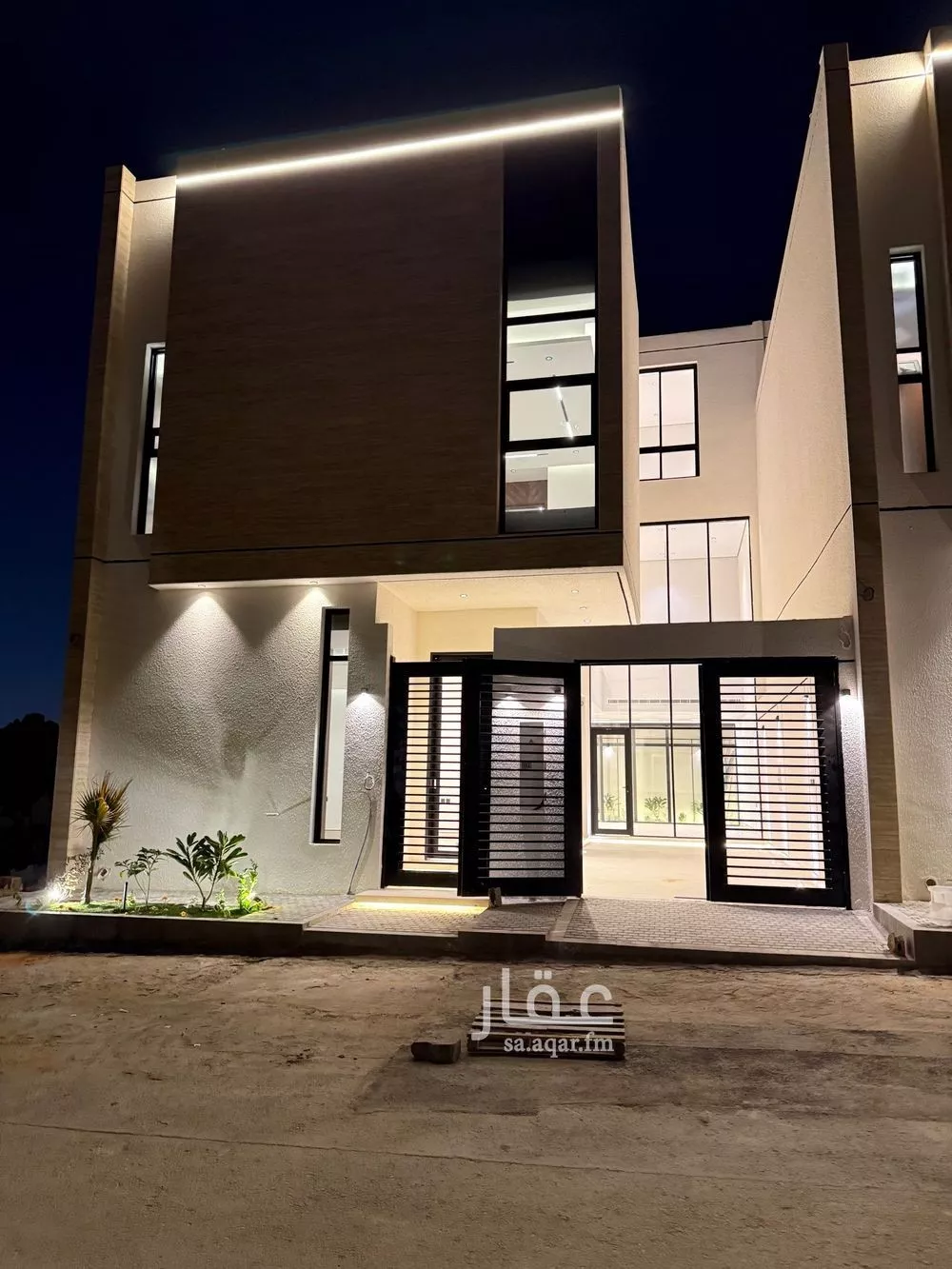 5 bedroom villa in Al Mahdiyyah 2