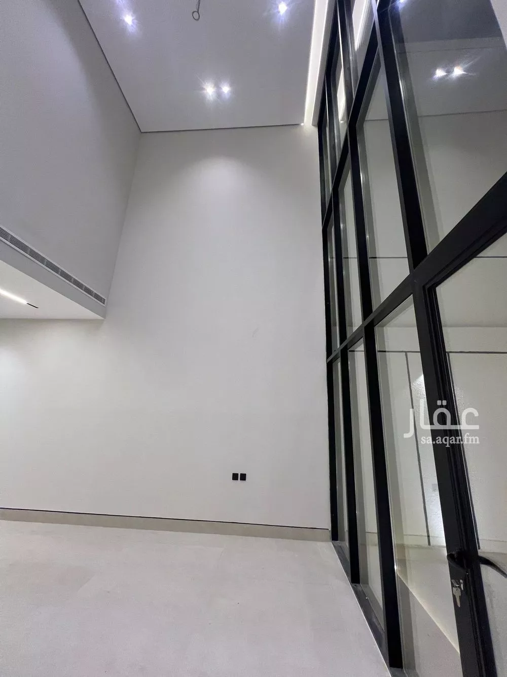 5 bedroom villa in Al Mahdiyyah 6