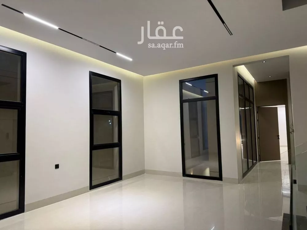 6 bedroom villa in Al Mahdiyyah 8