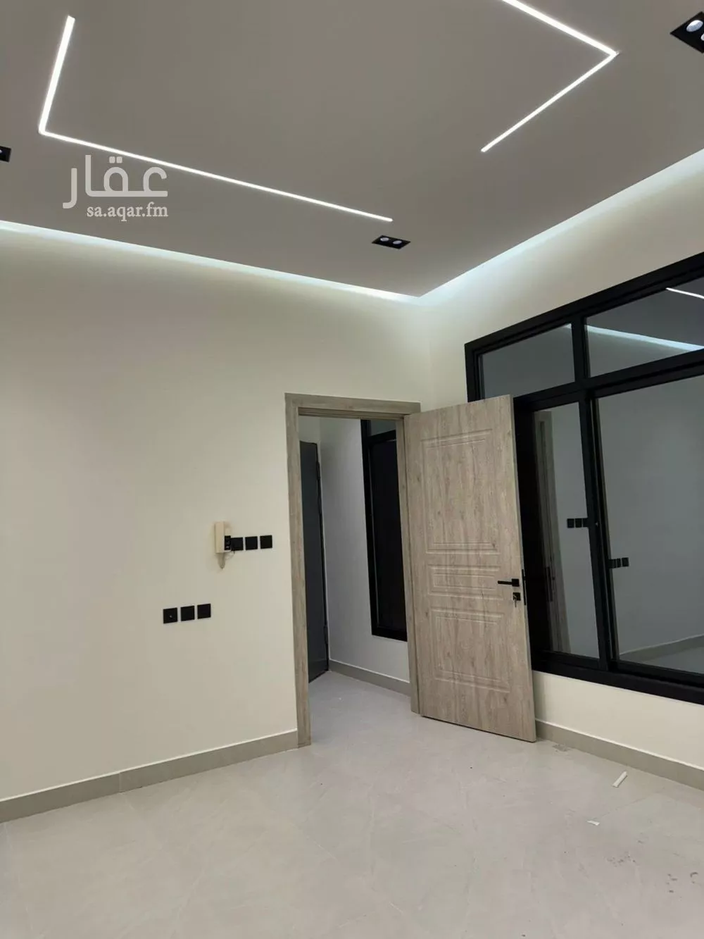 5 bedroom villa in Al Khaleej 6